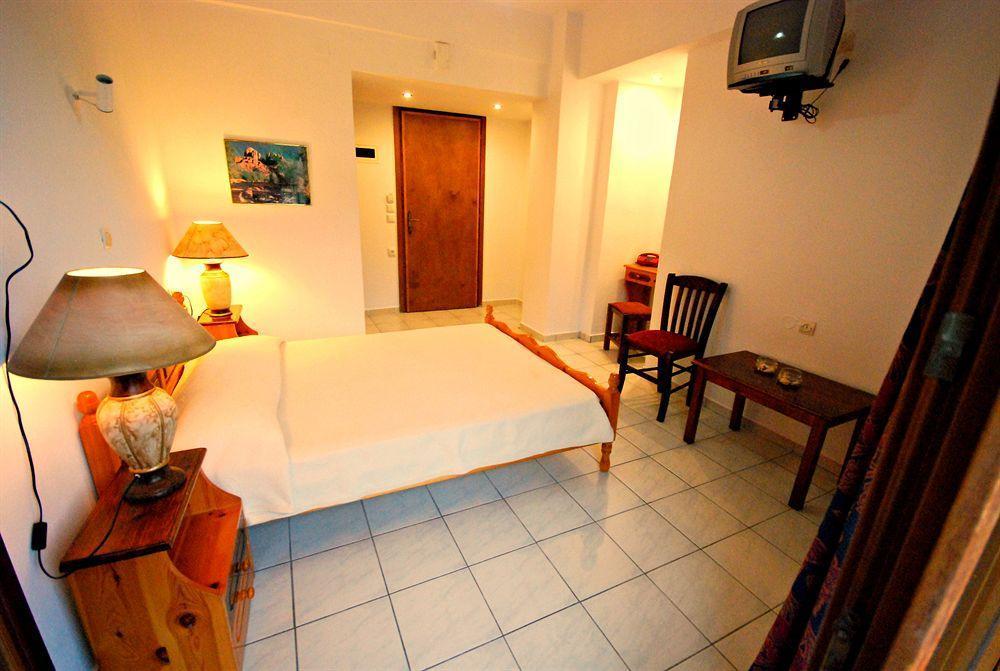 Hotel Agnadi - Horefto Экстерьер фото