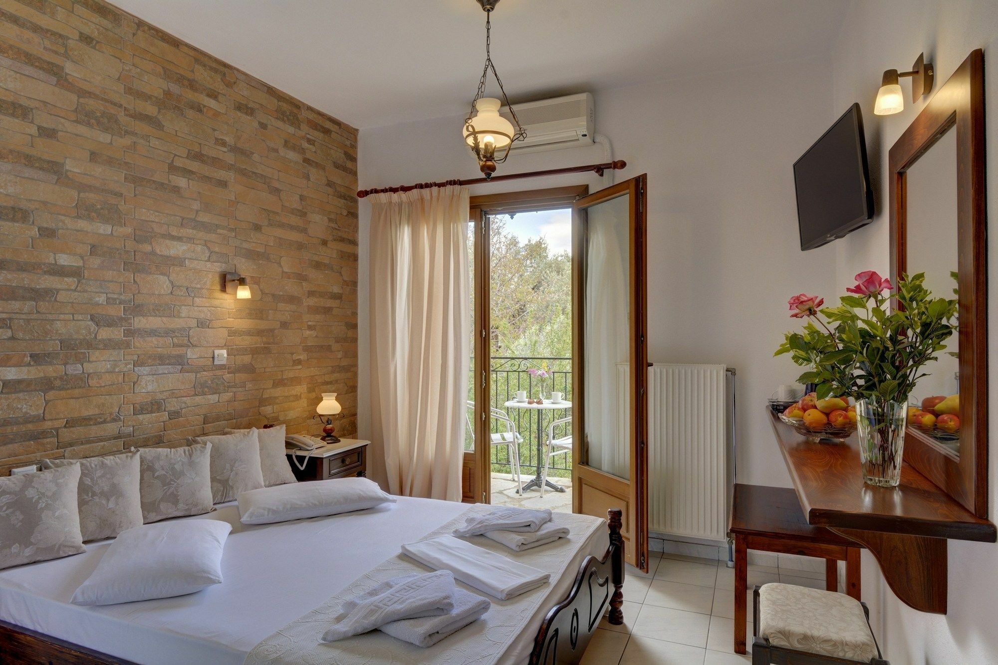 Hotel Agnadi - Horefto Экстерьер фото