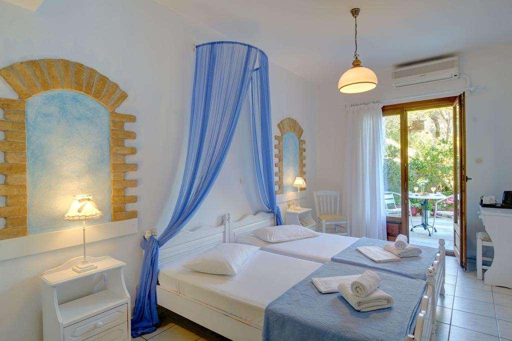 Hotel Agnadi - Horefto Номер фото